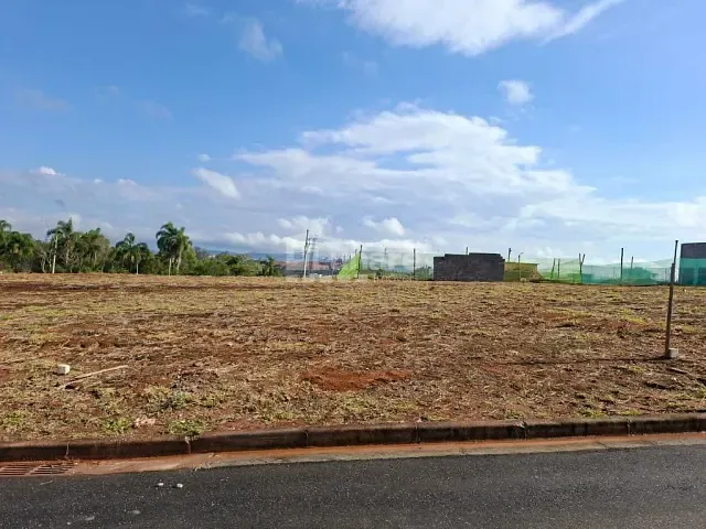 Terreno com 240m², à venda, no bairro Porteira Preta em Mogi das Cruzes