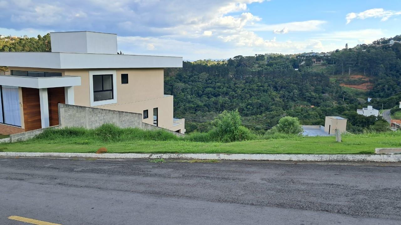 Terreno à Venda em Aeroporto