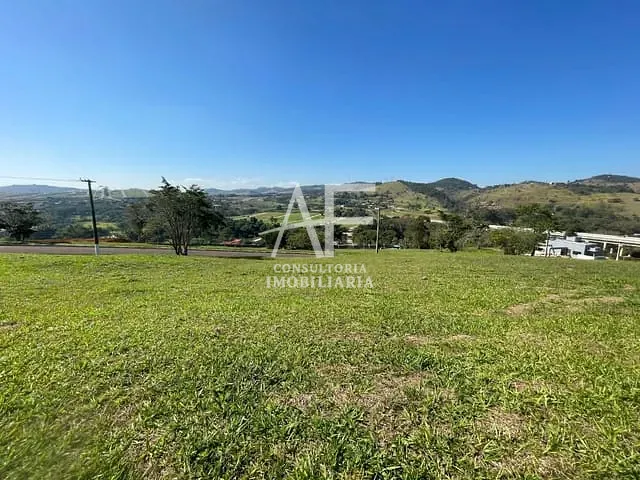 Terreno com 2000m², à venda, no bairro Chácara São Félix em Taubaté