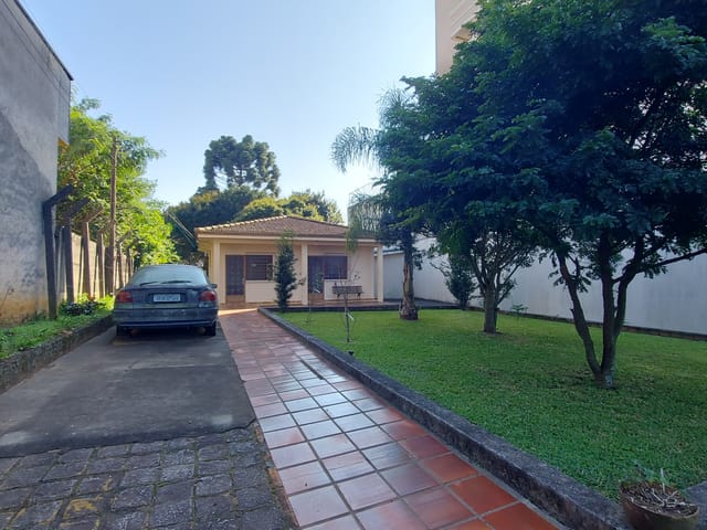Terreno com 1100m², à venda, no bairro Centro em Ponta Grossa