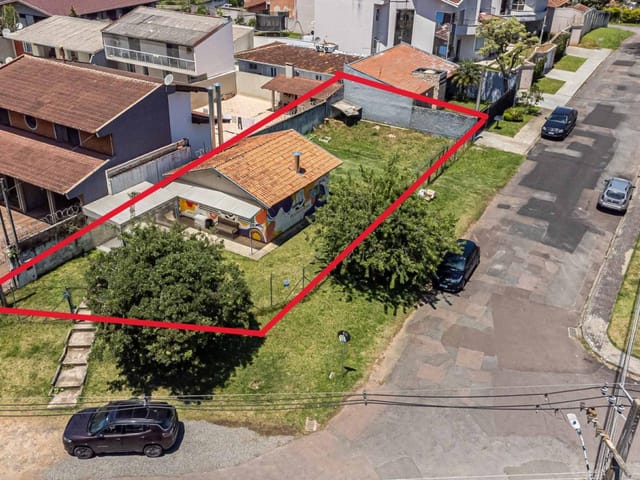 Terreno à venda, no bairro Campina do Siqueira em Curitiba