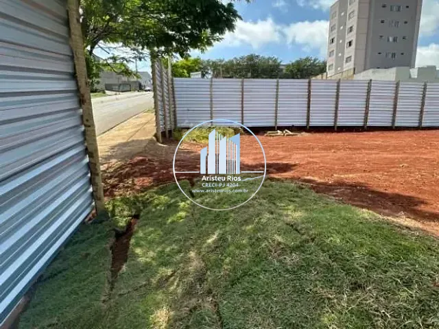Terreno com 1100m², para alugar, no bairro Parque Real em Pouso Alegre