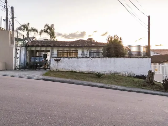 Terreno com 480m², à venda, no bairro Lindóia em Curitiba