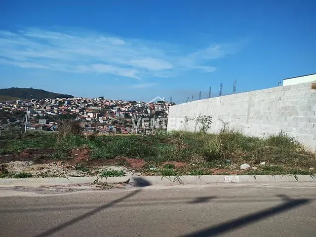 Terreno com 250m², à venda, no bairro Loteamento Belle Ville em Taubaté