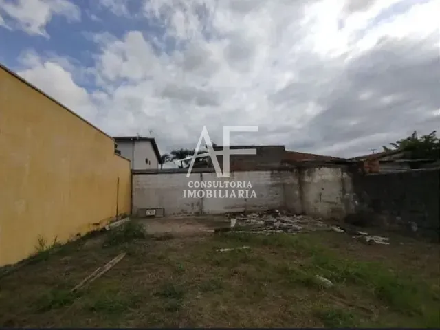 Terreno com 300m², à venda, no bairro Jardim Ana Rosa em Taubaté