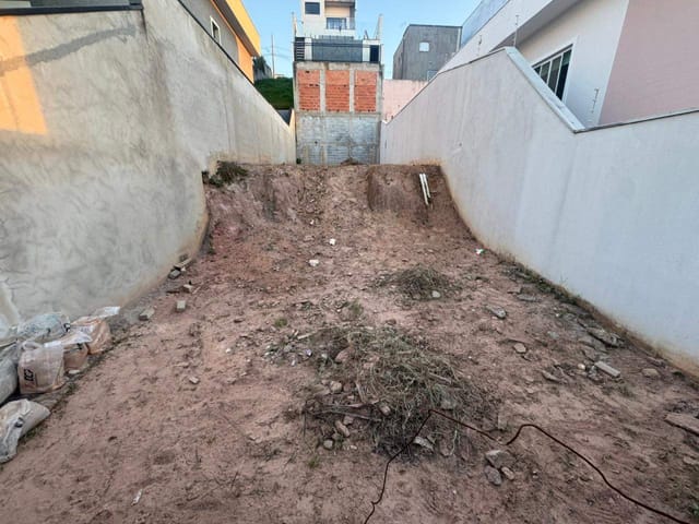 Terreno com 175m², à venda, no bairro Portais (Polvilho) em Cajamar