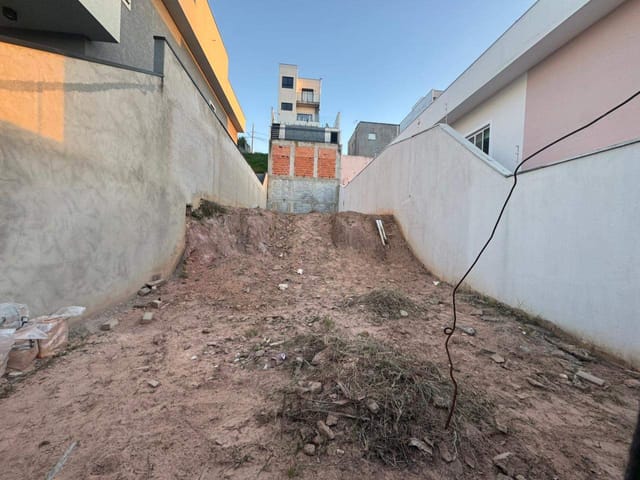 Terreno com 175m², à venda, no bairro Portais (Polvilho) em Cajamar