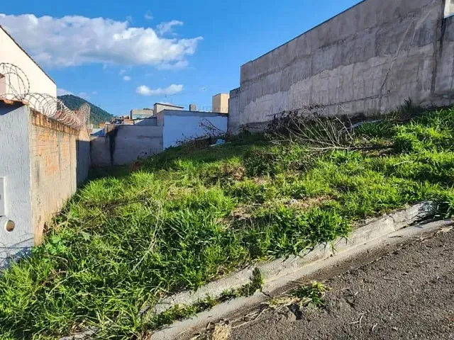 Terreno com 200m², à venda, no bairro Colina Verde em Itajubá