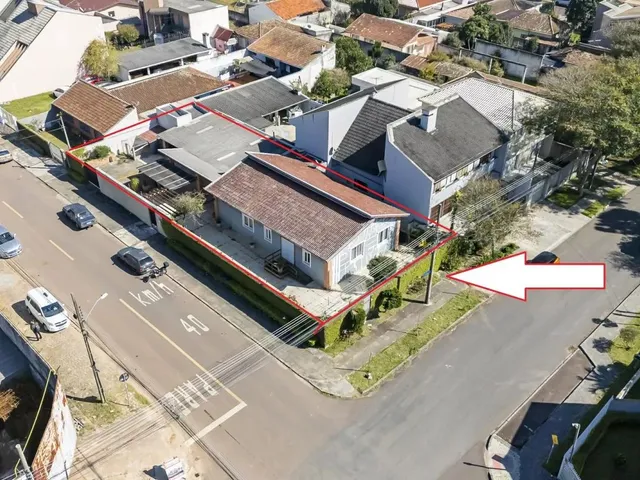 Terreno à venda, no bairro Portão em Curitiba