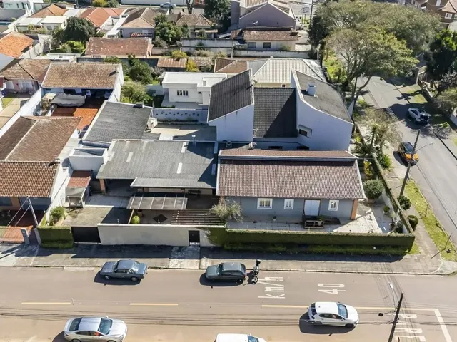 Terreno à venda, no bairro Portão em Curitiba