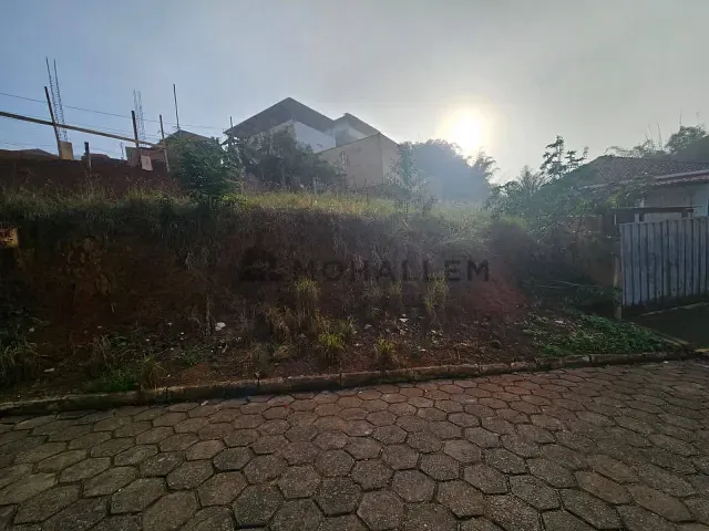 Terreno com 285m², à venda, no bairro São José em Pedralva
