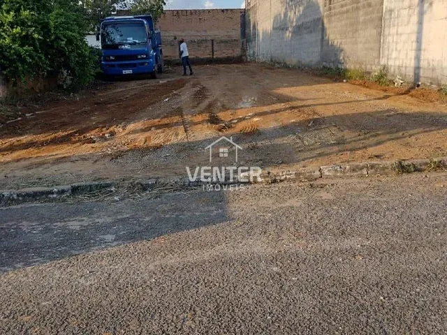 Terreno com 300m², à venda, no bairro Loteamento Parque Piracangaguá em Taubaté