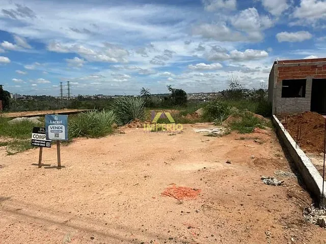 Terreno com 188m², à venda, no bairro Residencial Barnabé em Salto