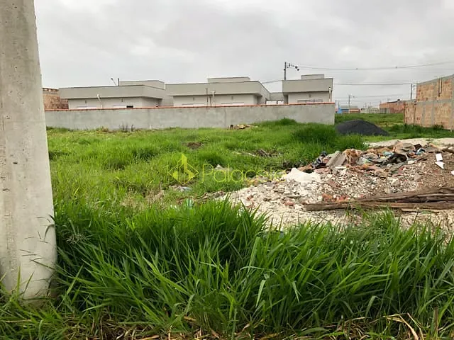 Terreno com 250m², à venda, no bairro Residencial e Comercial Portal dos Eucaliptos em Pindamonhangaba