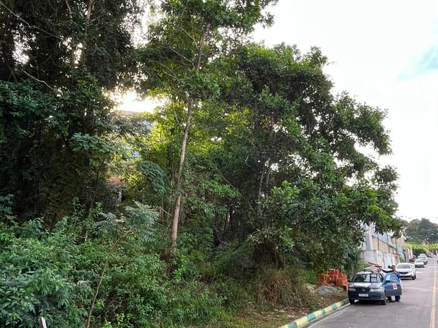 Terreno com 200m², à venda, no bairro Jardim Vitória em Macaé