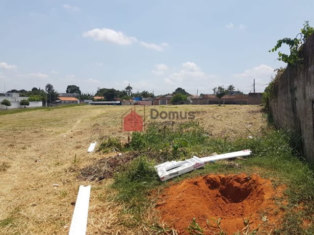 Terreno com 242m², à venda, no bairro Feital em Pindamonhangaba