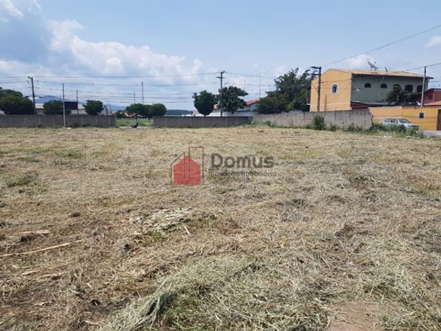 Terreno com 242m², à venda, no bairro Feital em Pindamonhangaba