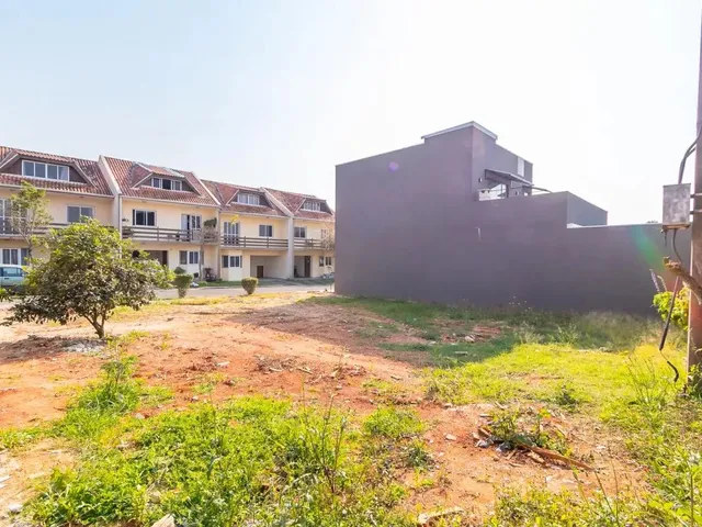 Terreno à venda, no bairro Campo Comprido em Curitiba