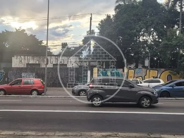 Terreno com 7836m², à venda, no bairro Interlagos em São Paulo