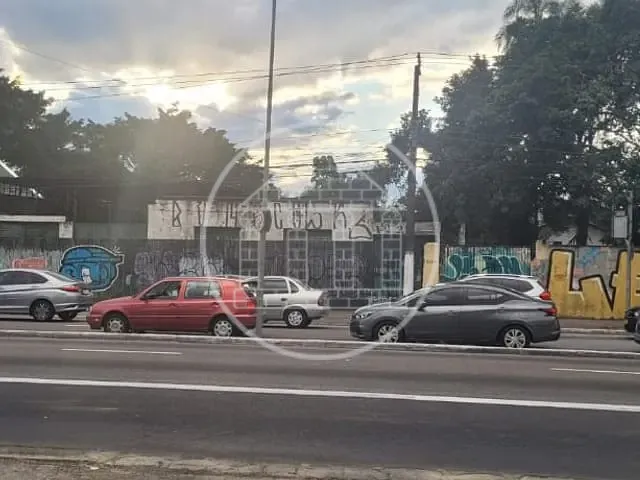 Terreno com 7836m², à venda, no bairro Interlagos em São Paulo
