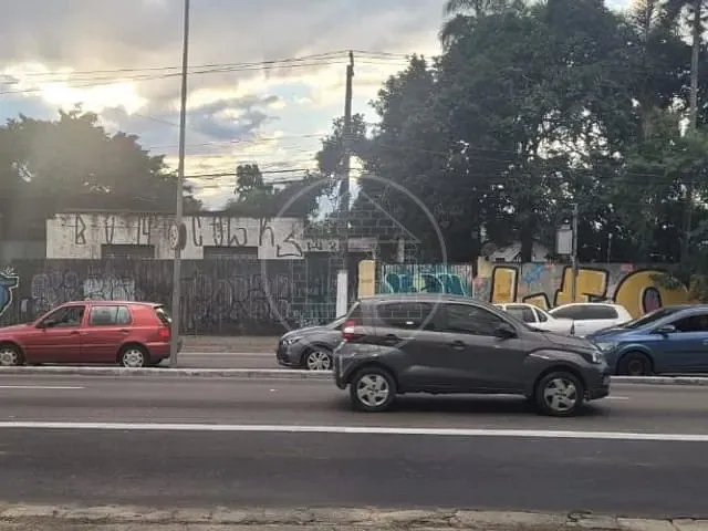 Terreno com 7836m², à venda, no bairro Interlagos em São Paulo