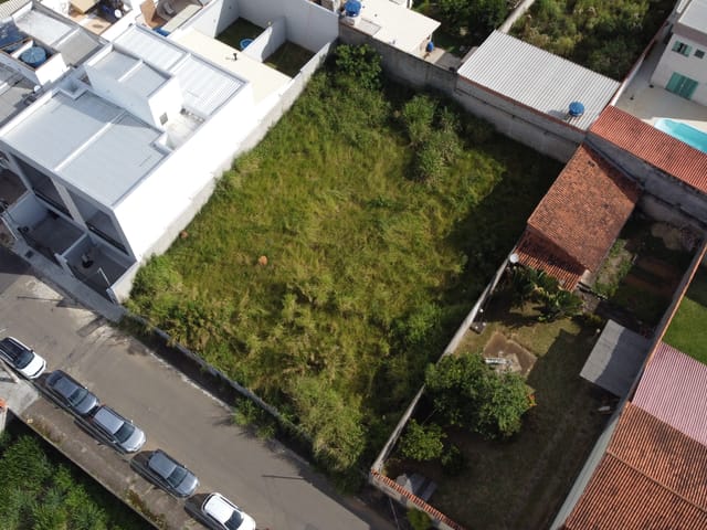 Terreno com 354m², à venda, no bairro Aeroporto em Juiz de Fora