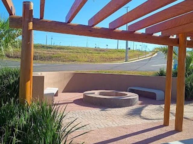 Terreno com 220m², à venda, no bairro Jardim Carvalho em Ponta Grossa