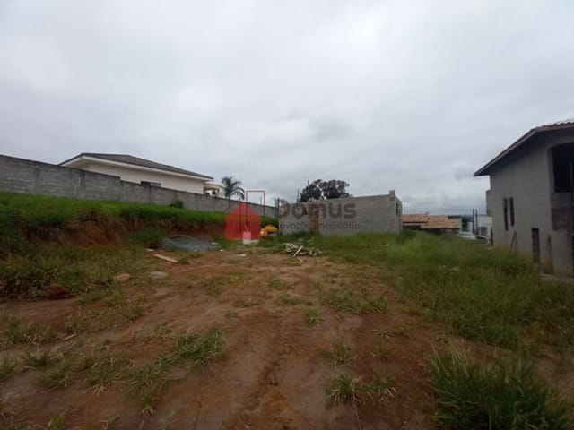 Terreno com 1000m², à venda, no bairro Borba em Pindamonhangaba