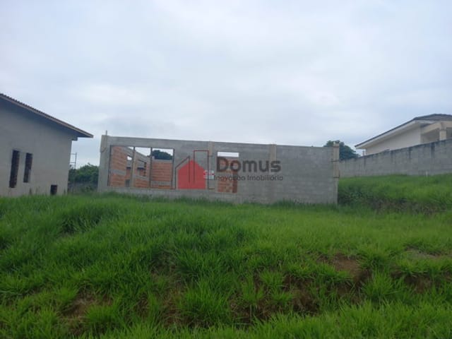 Terreno com 1000m², à venda, no bairro Borba em Pindamonhangaba