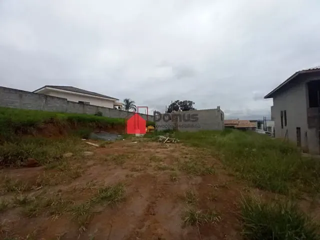 Terreno com 1000m², à venda, no bairro Borba em Pindamonhangaba