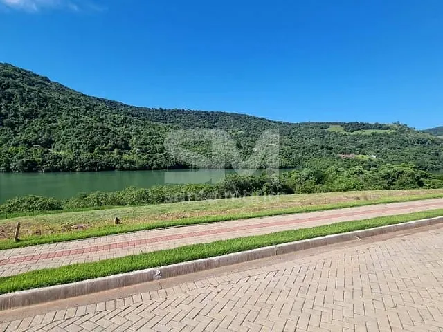 Terreno com 951m², à venda, no bairro INTERIOR em Faxinalzinho