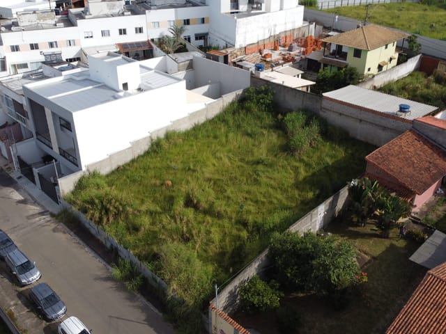 Terreno com 359m², à venda, no bairro Aeroporto em Juiz de Fora