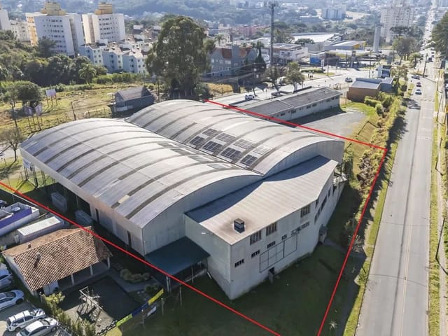 Terreno à venda, no bairro Campo Comprido em Curitiba