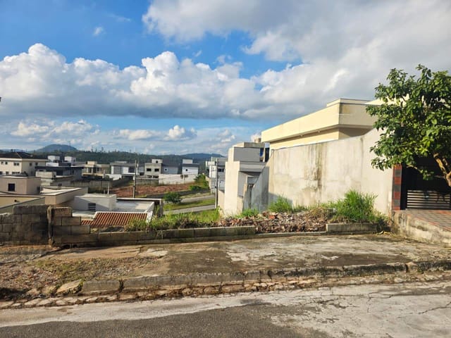 Terreno com 170m², à venda, no bairro Portais (Polvilho) em Cajamar
