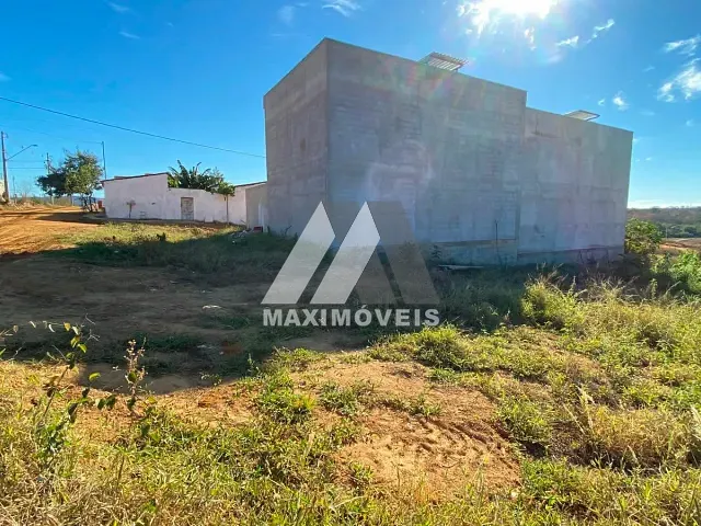 Terreno com 160m², à venda, no bairro São Francisco II em Araçuaí