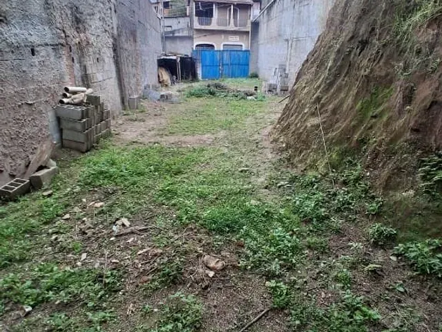 Terreno com 200m², à venda, no bairro Jardim Cruzeiro em Mauá
