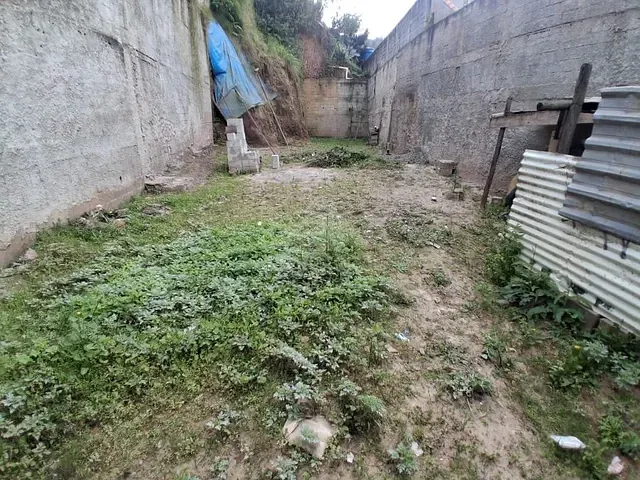 Terreno com 200m², à venda, no bairro Jardim Cruzeiro em Mauá