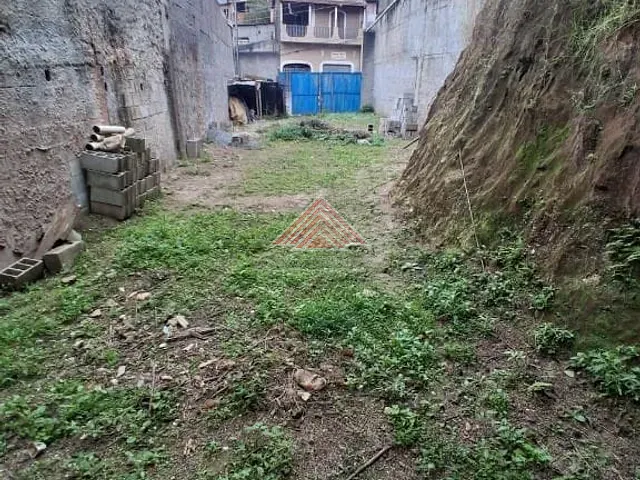 Terreno com 200m², à venda, no bairro Jardim Cruzeiro em Mauá