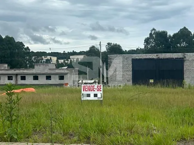 Terreno com 360m², à venda, no bairro Araras em Chapecó