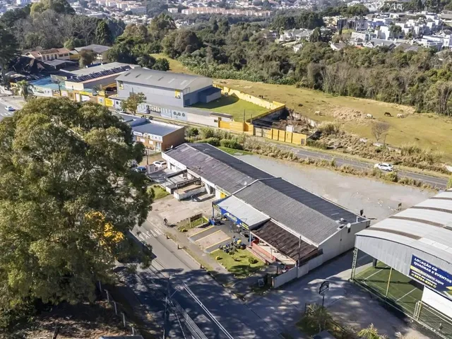 Terreno com 1819m², à venda, no bairro Campo Comprido em Curitiba