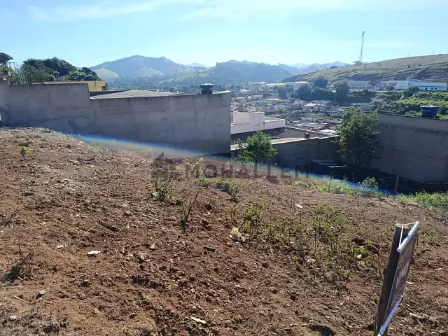 Terreno com 209m², à venda, no bairro Colina Verde em Itajubá