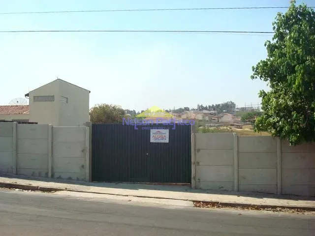 Terreno com 868m², para alugar, no bairro Centro em Capivari