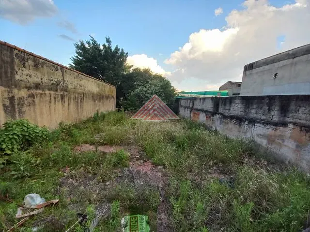 Terreno com 400m², à venda, no bairro Vila Bocaina em Mauá
