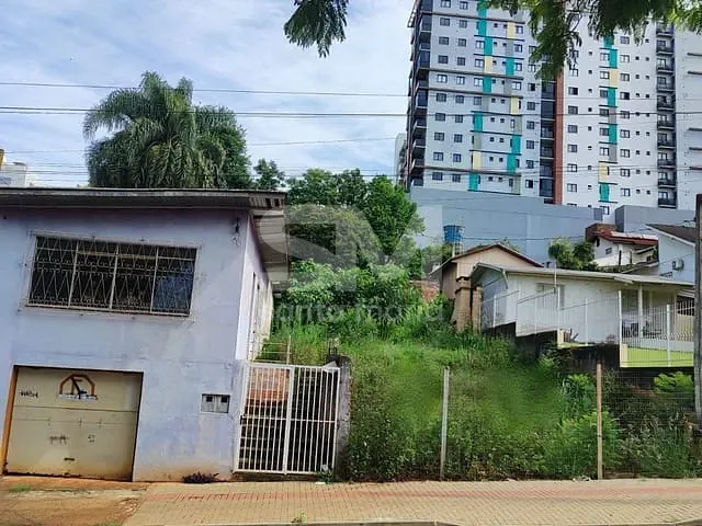 Terreno com 705m², à venda, no bairro Jardim Itália em Chapecó