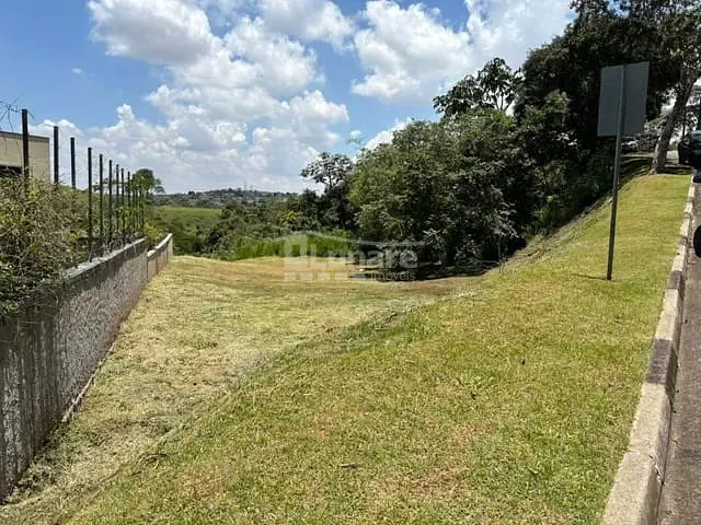 Terreno com 876m², à venda, no bairro Jardim Aracy em Mogi das Cruzes