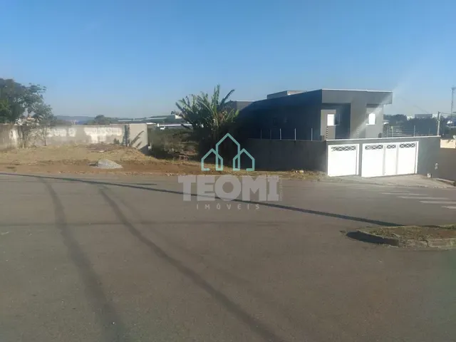 Terreno com 250m², à venda, no bairro CECAP em Taubaté