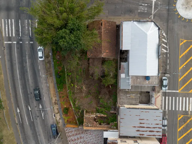 Terreno com 437m², à venda, no bairro Ladeira em Juiz de Fora