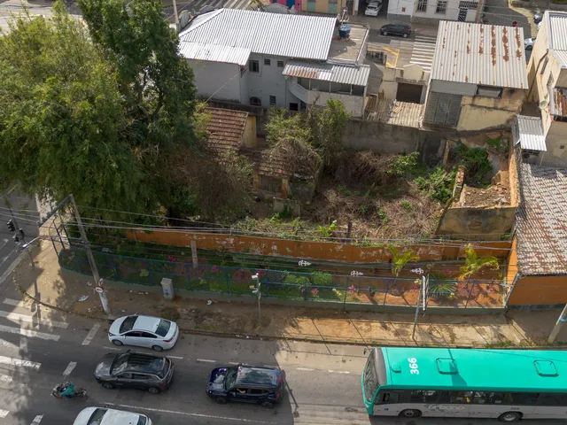 Terreno com 437m², à venda, no bairro Ladeira em Juiz de Fora