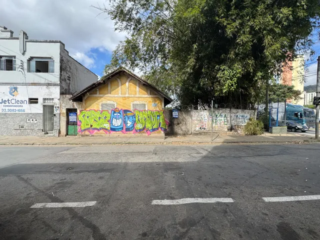 Terreno com 437m², à venda, no bairro Ladeira em Juiz de Fora