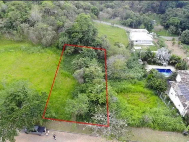 Terreno com 895m², à venda, no bairro Nova Cidade em Macaé